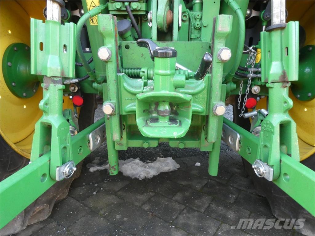John Deere 6R 110 Tractoren