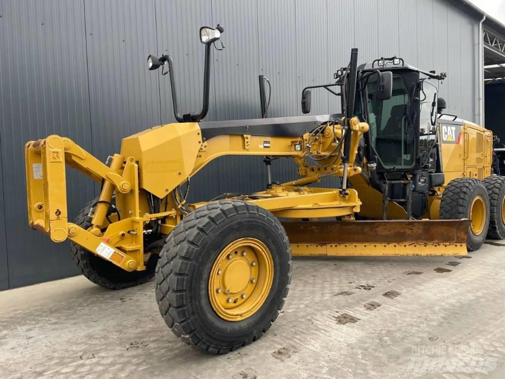 CAT 140M3AWD Graders