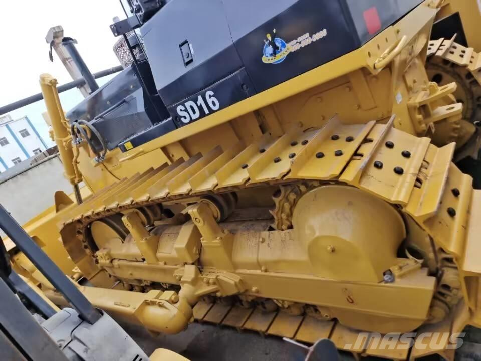 Shantui SD16 Rupsdozers