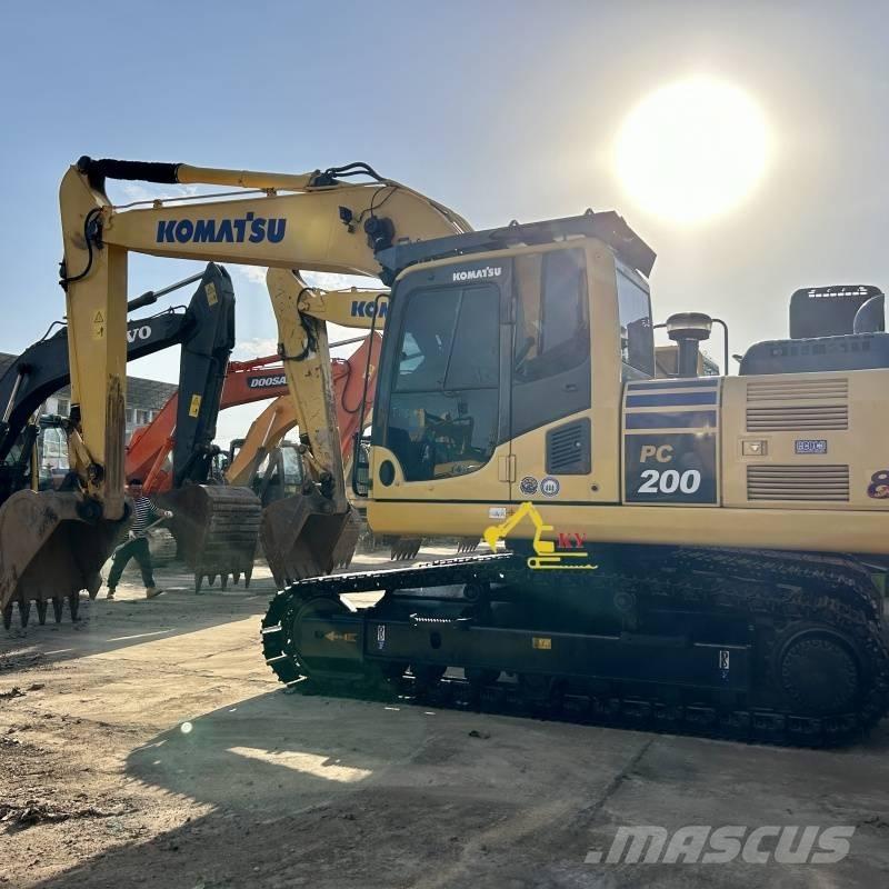 Komatsu PC 200-8 Rupsgraafmachines