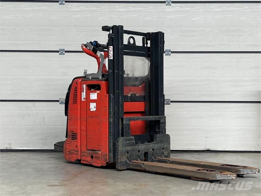 Linde D12 AP Meeloop stapelaar