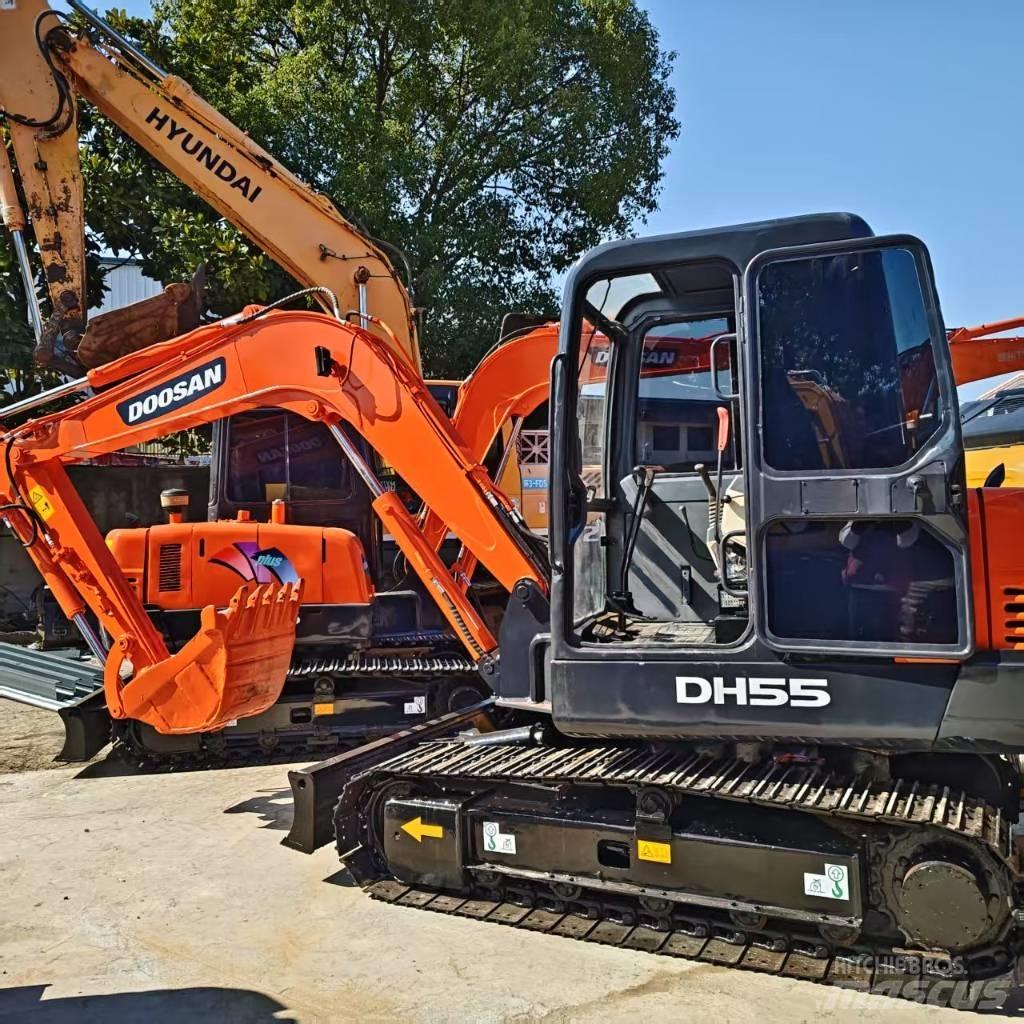 Doosan DH 55 Minigraafmachines < 7t