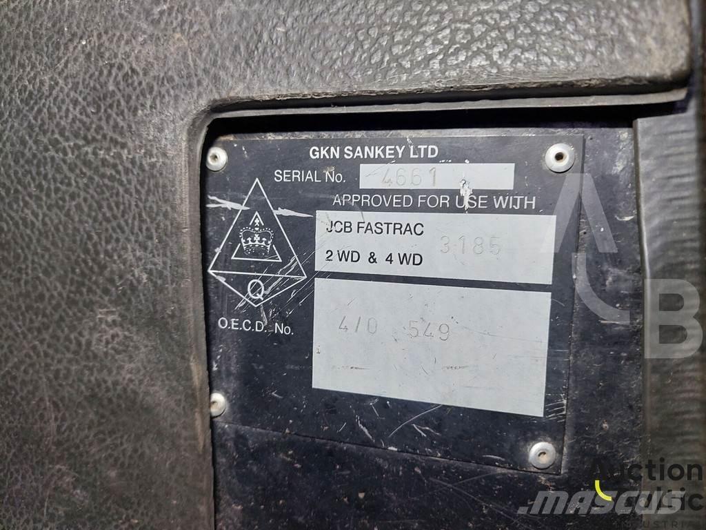 JCB Fastrac 3185 Tractoren