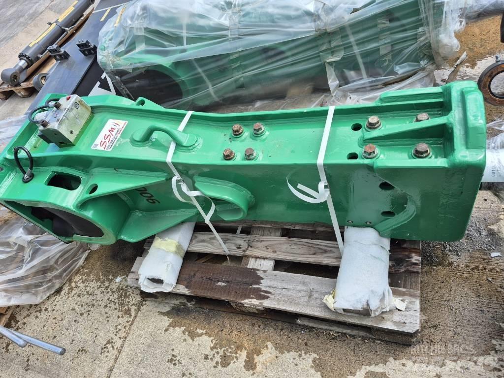 Montabert M 900 Hamers en brekers