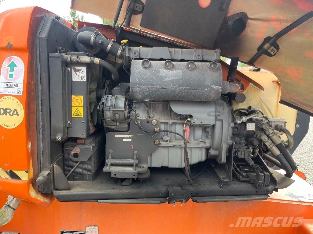 JLG 600 AJ Knikarmhoogwerkers