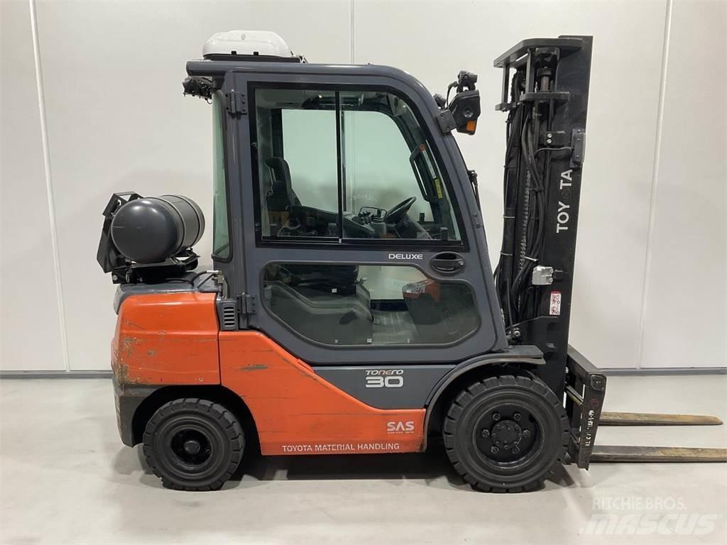 Toyota 02-8FGF30 LPG heftrucks