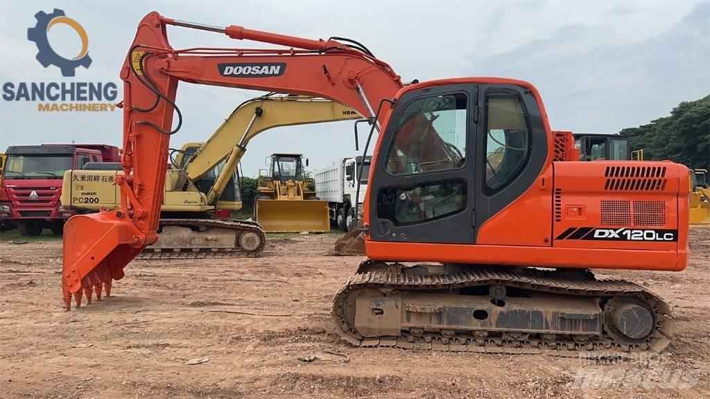 Doosan DX 120 Rupsgraafmachines