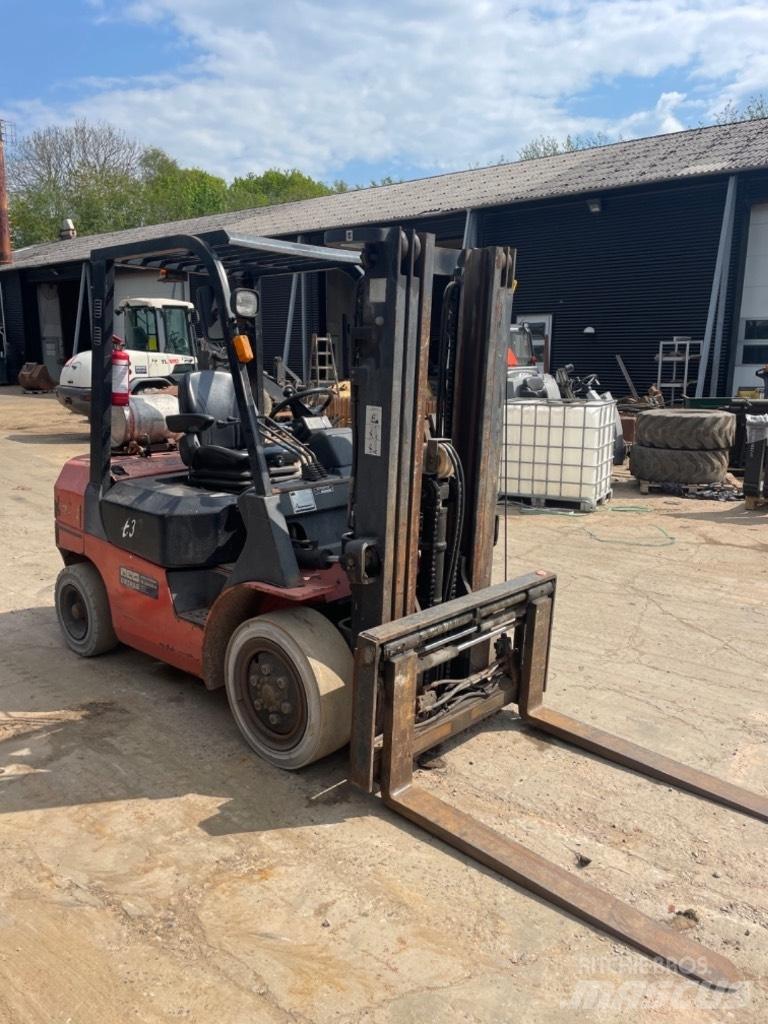 EP FG 25 LPG heftrucks