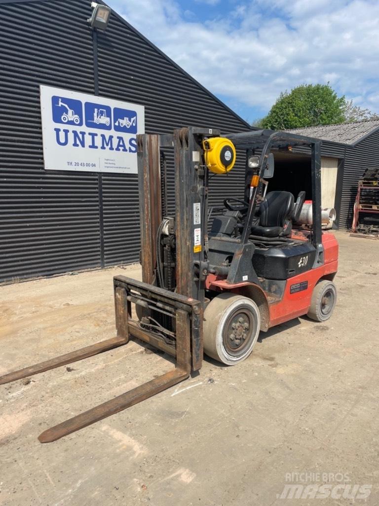 EP FG 25 LPG heftrucks