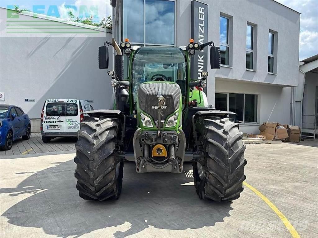 Fendt 724 vario Tractoren
