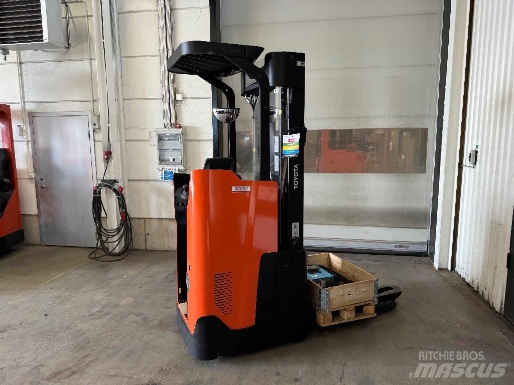 Toyota SSI160LN Zelfrijdende stapelaars