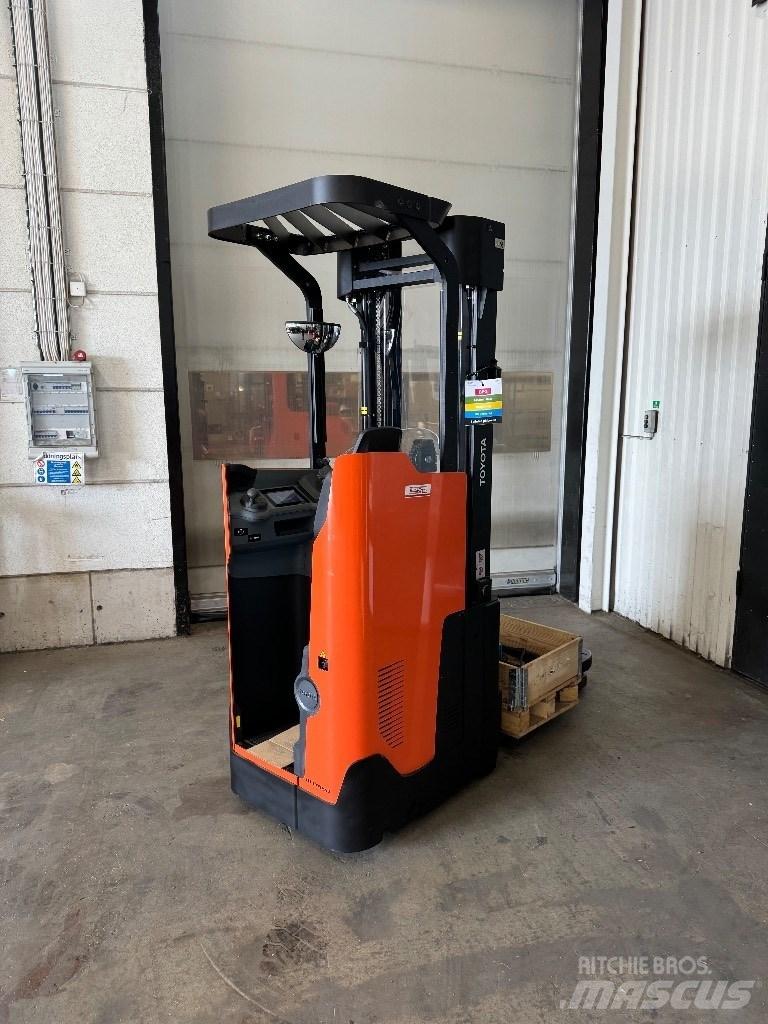 Toyota SSI160LN Zelfrijdende stapelaars