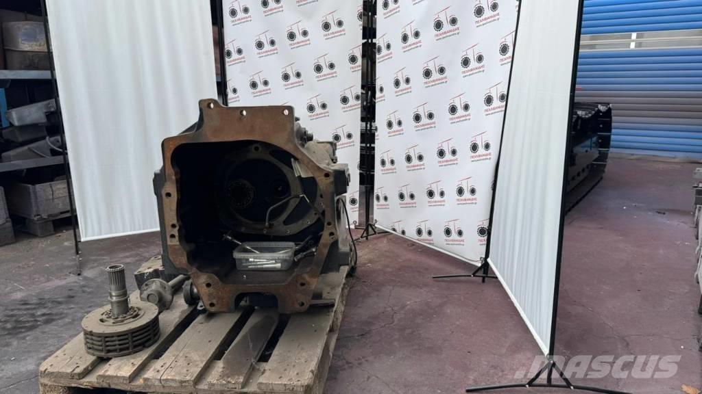 New Holland T 7 Transmissie