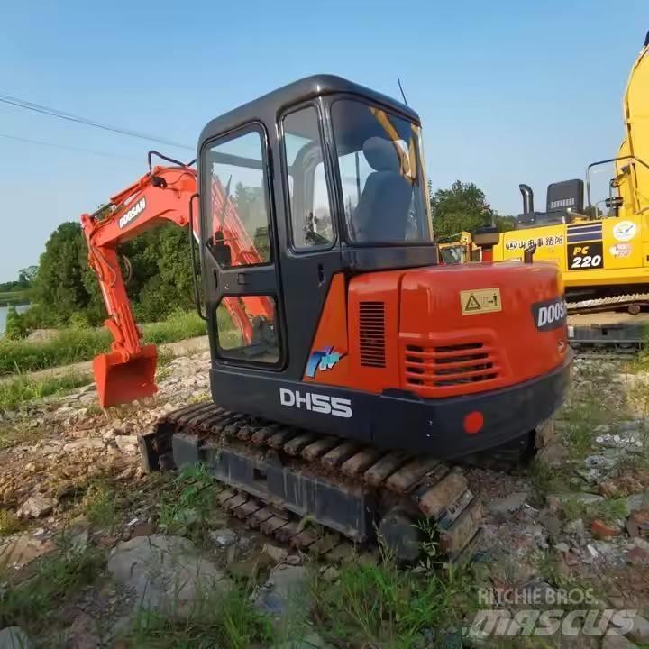 Doosan DH 55 Minigraafmachines < 7t