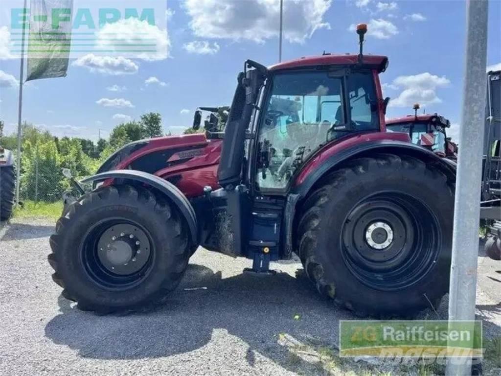 Valtra t 235 Tractoren