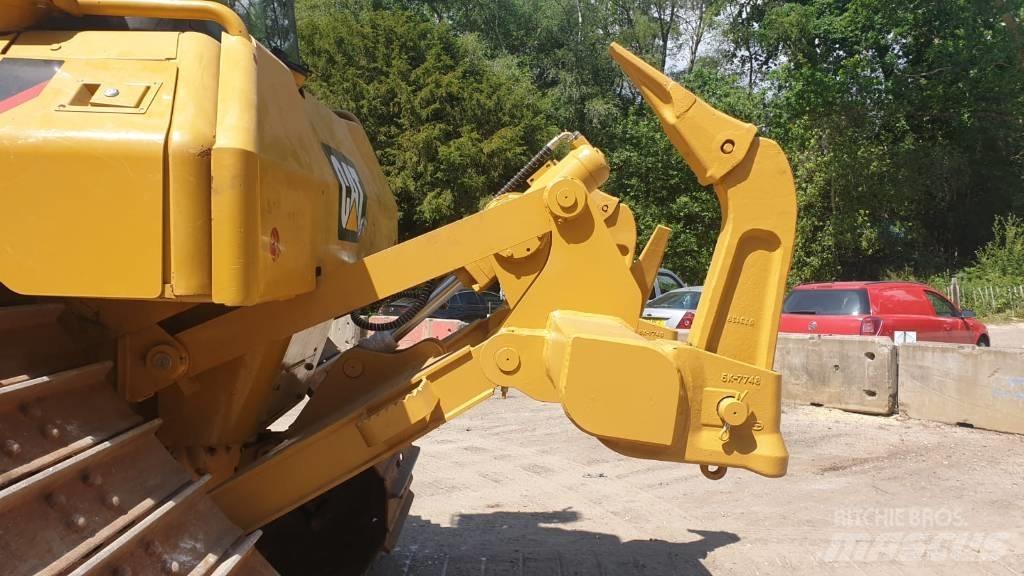 CAT Ripper Fits D6N Wegopbrekers