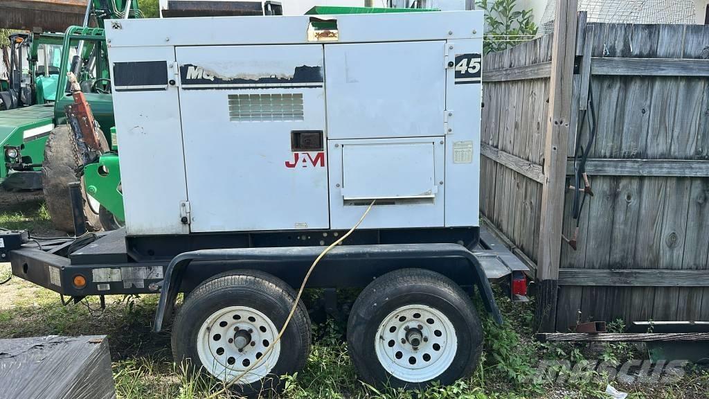 MultiQuip DCA 45 Diesel generatoren