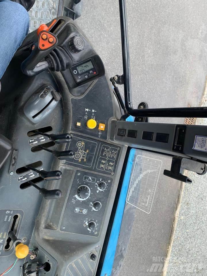 New Holland TM150 Tractoren