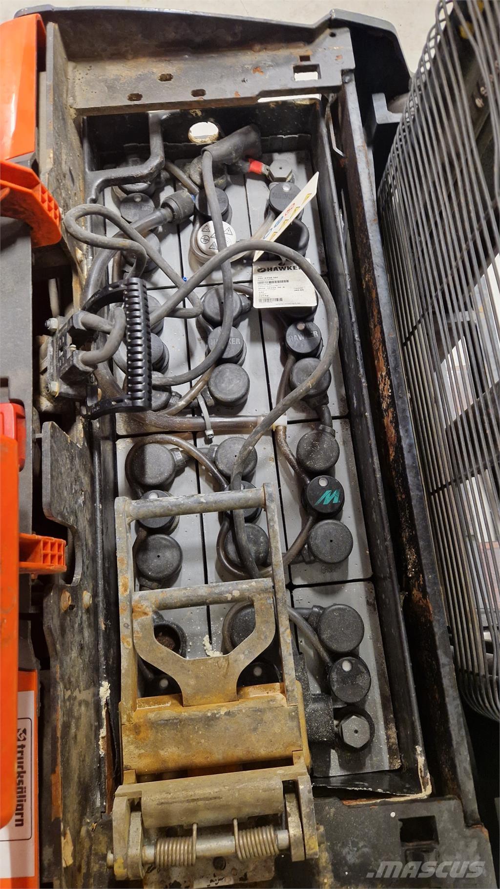 Toyota SWE120L Zelfrijdende stapelaars