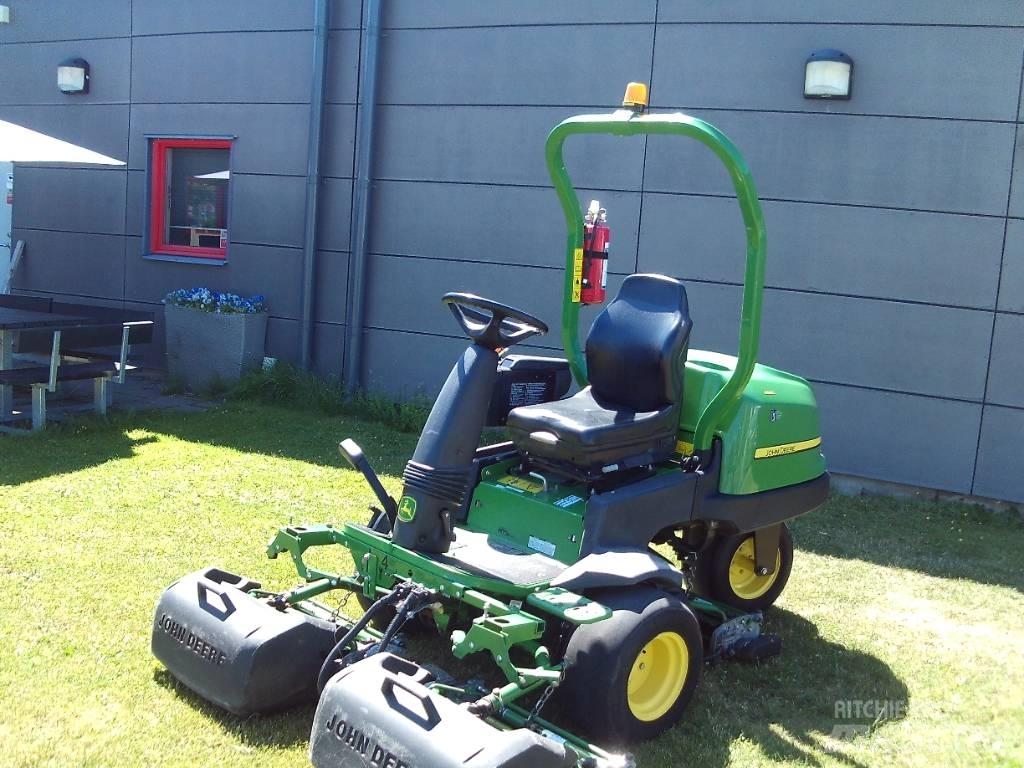 John Deere 2500 E Greensmaaier