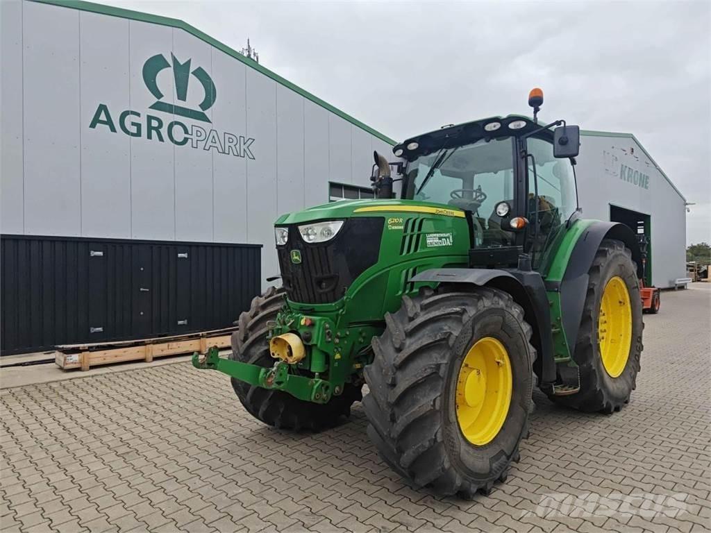 John Deere 6210R Tractoren