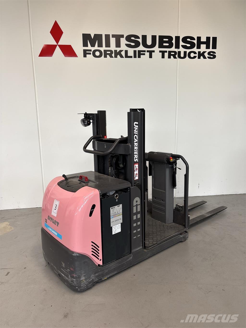 UniCarriers EPL100 Orderpicker voor laag niveau