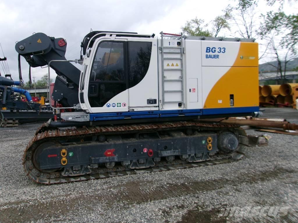 Bauer BG 33 V Zware boorinstallaties