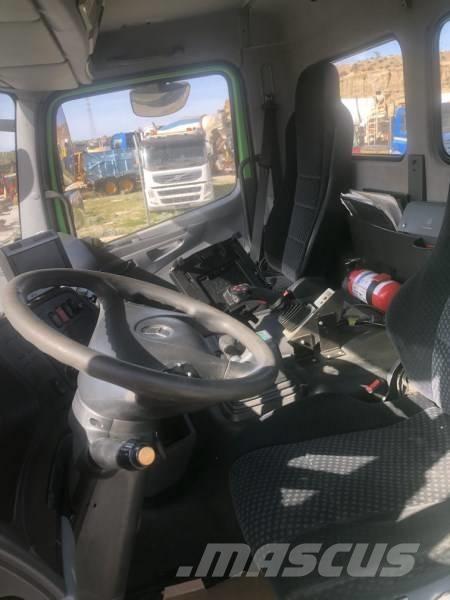 Mercedes-Benz 1829 Containertrucks met kabelsysteem