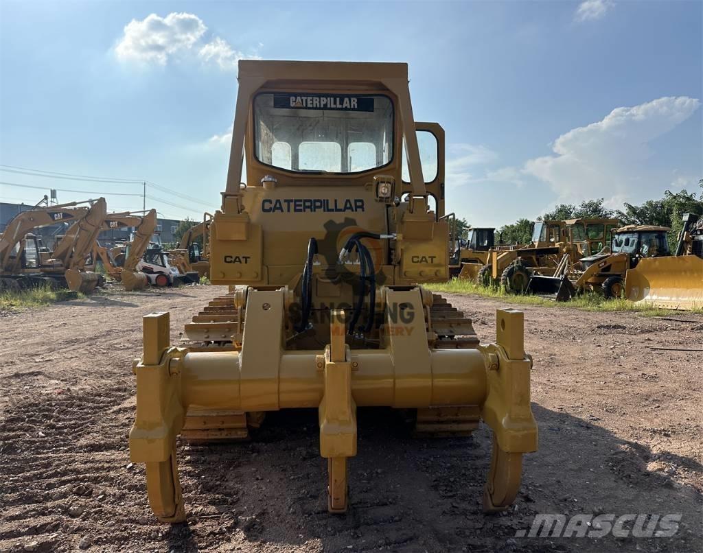 CAT D7G Rupsdozers