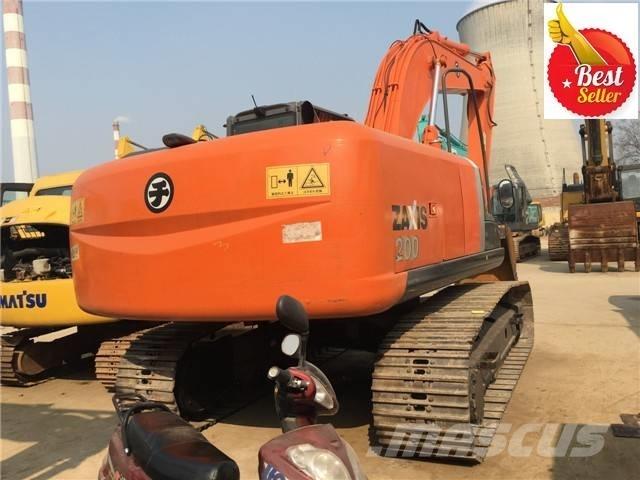 Hitachi ZX 200 Rupsgraafmachines