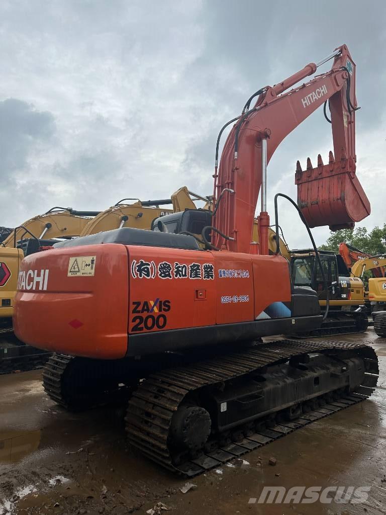Hitachi ZX 200 Rupsgraafmachines