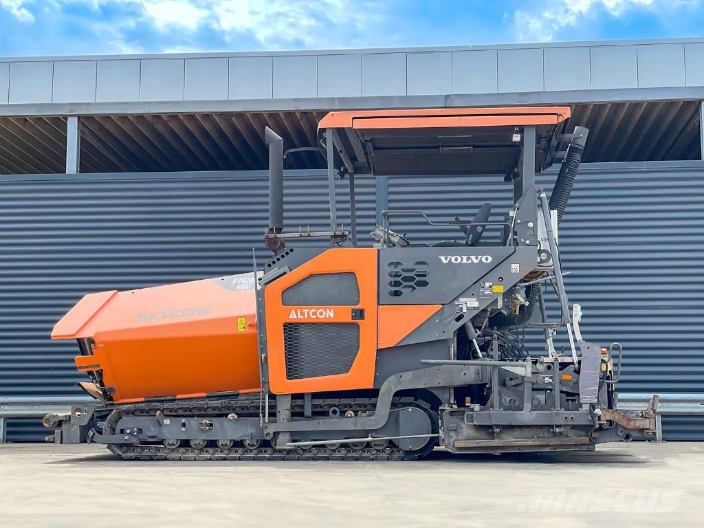 Volvo P7820C Asfaltafwerkmachines
