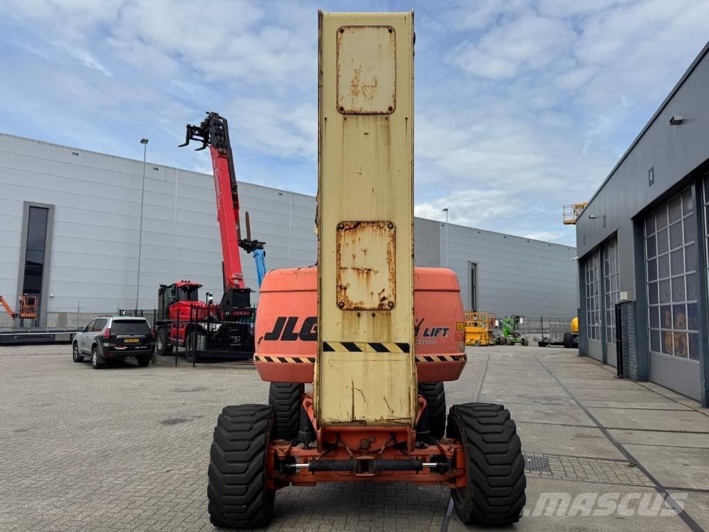 JLG 800 AJ Knikarmhoogwerkers
