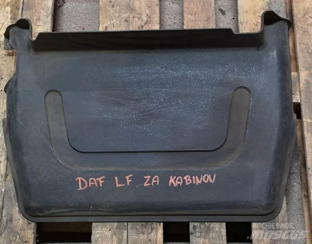 DAF LF KRYT ZA KABINOU Cabine en interieur