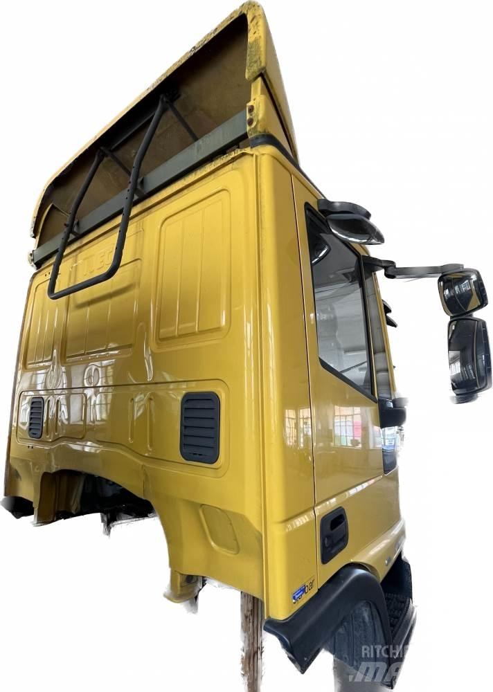 Iveco EUROCARGO KABINA Cabine en interieur