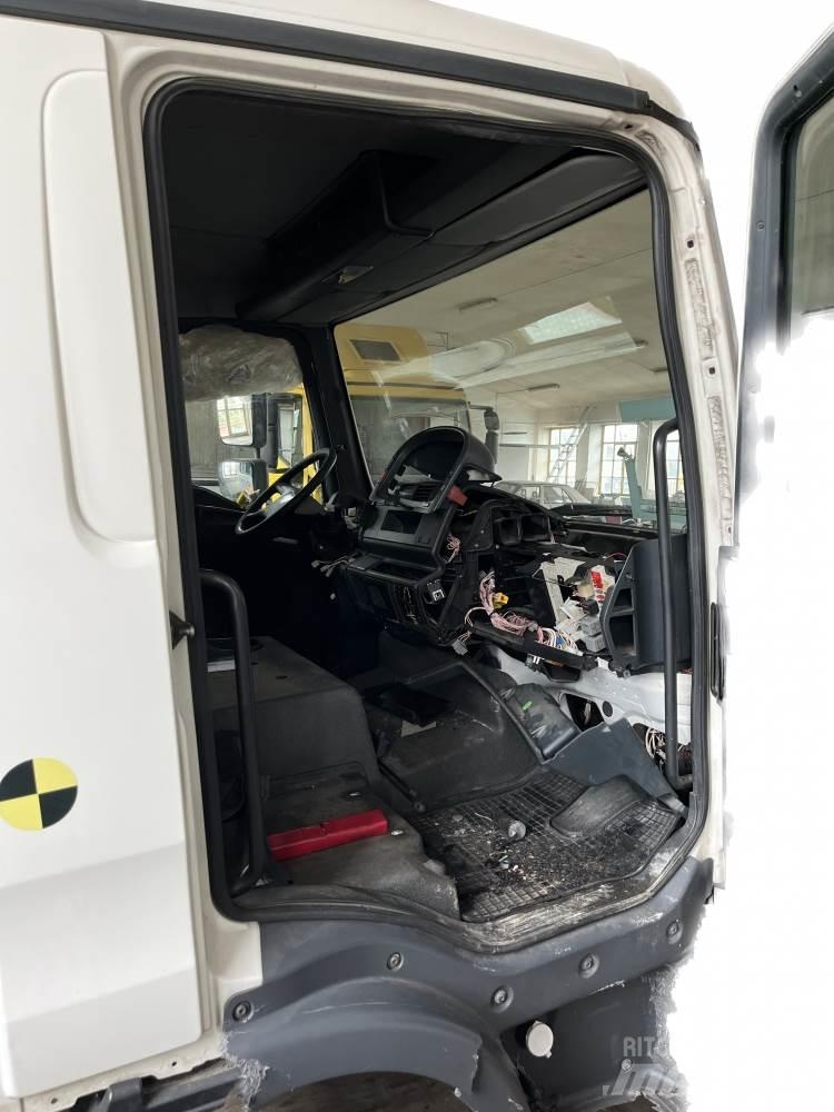 MAN TGL KABINA Cabine en interieur