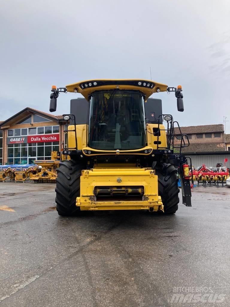 New Holland CR 8.90 Maaidorsmachines
