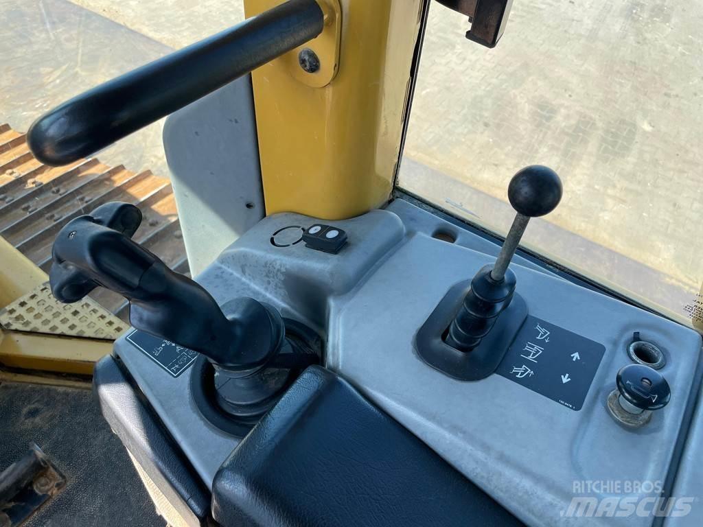 CAT D6N XL Rupsdozers