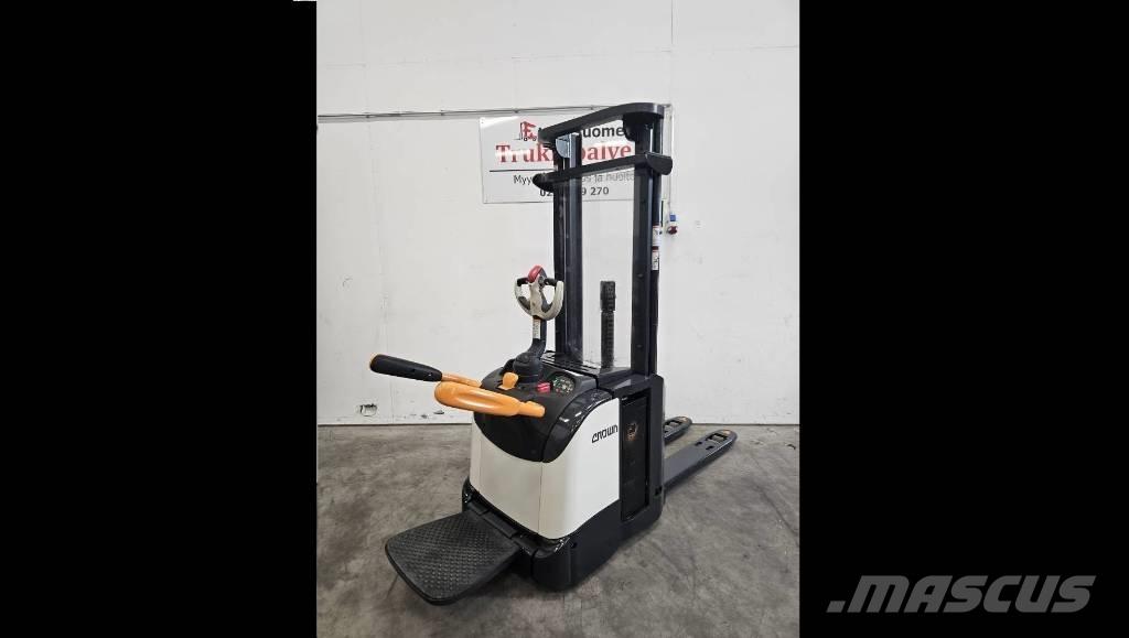 Crown ETi 4000 1.6 Zelfrijdende stapelaars