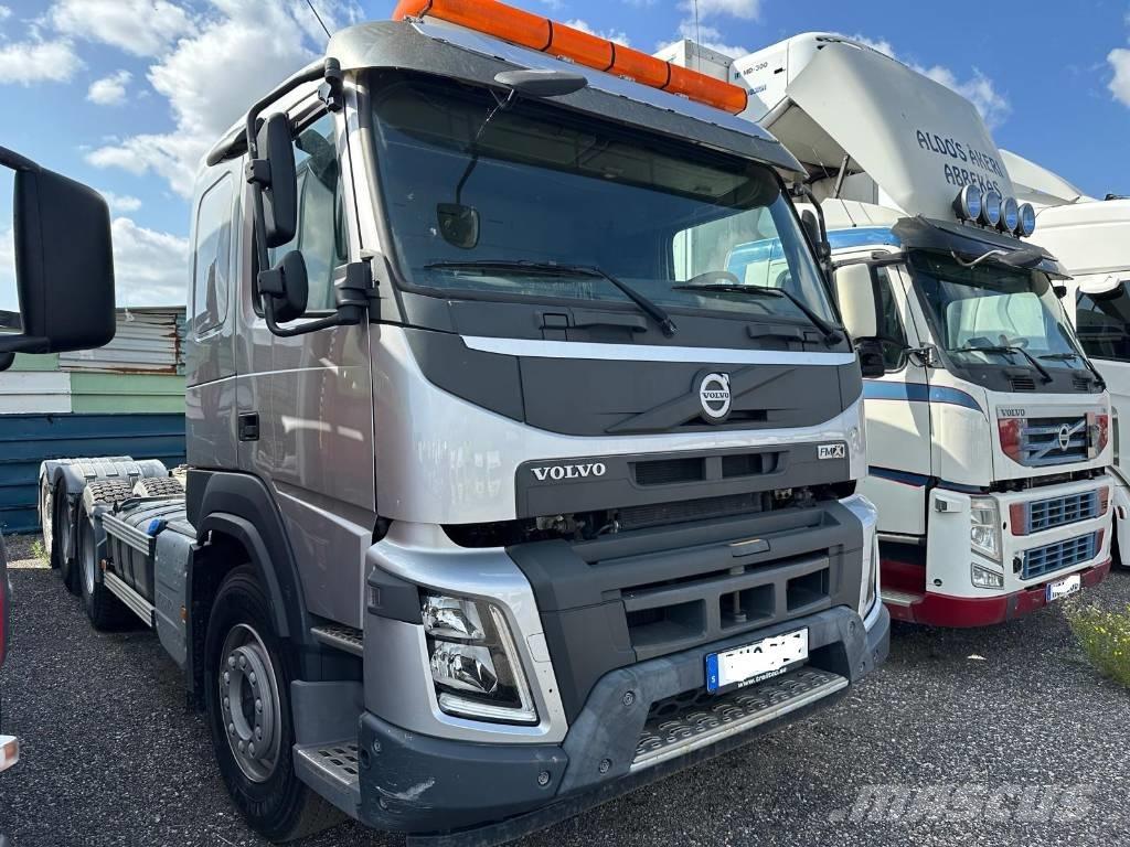 Volvo FMX 8X4*4  4132 Chassis met cabine