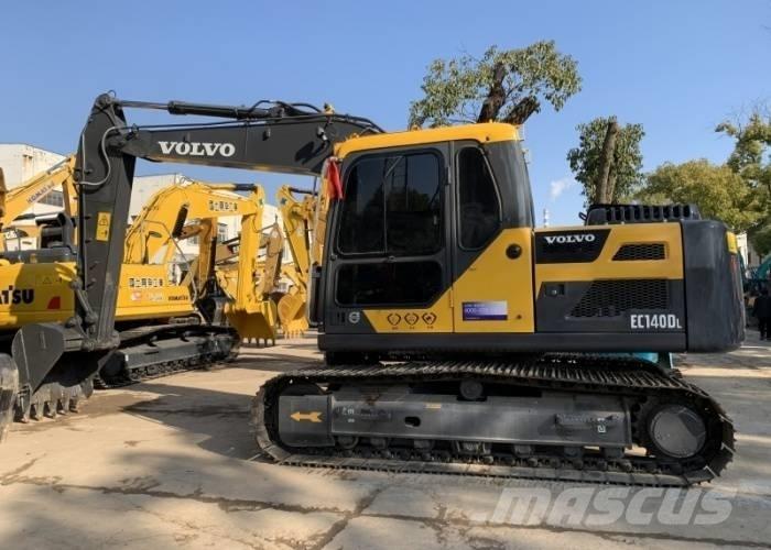 Volvo 140D Rupsgraafmachines