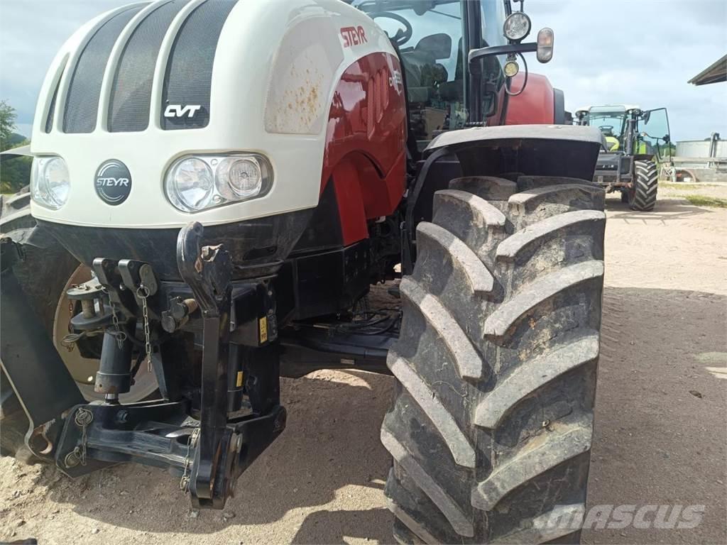 Steyr 6220 CVT Tractoren