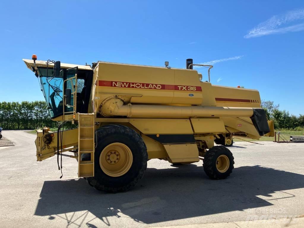 New Holland TX 36 Maaidorsmachines