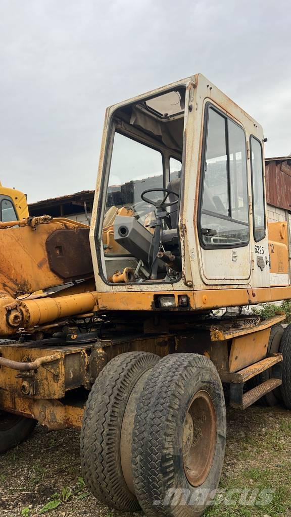 Liebherr 912 Cabine en interieur