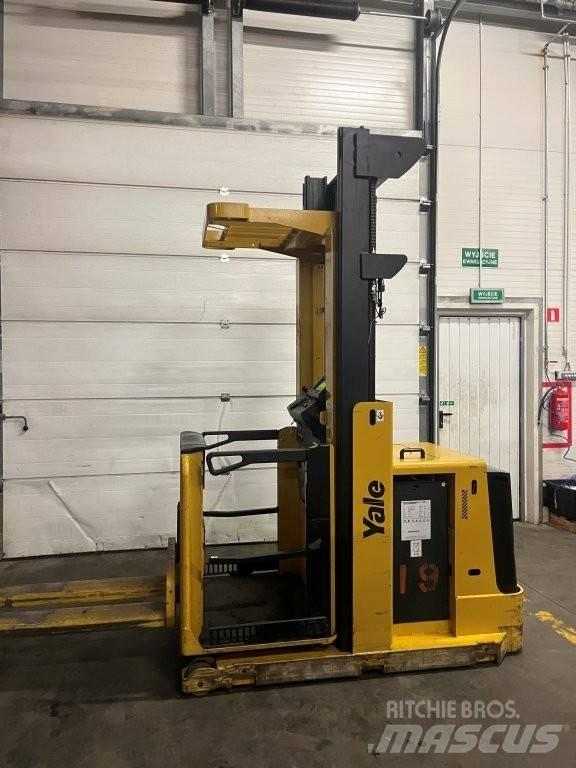 Yale MO 10 E Orderpicker voor hoog niveau
