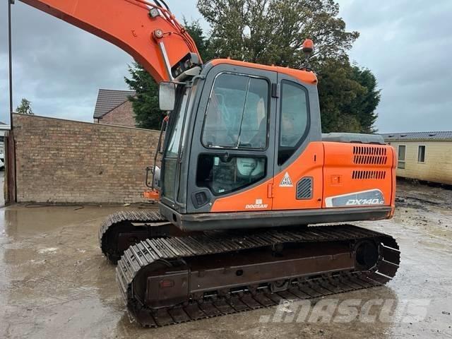 Doosan DX 140 LC-3 Rupsgraafmachines