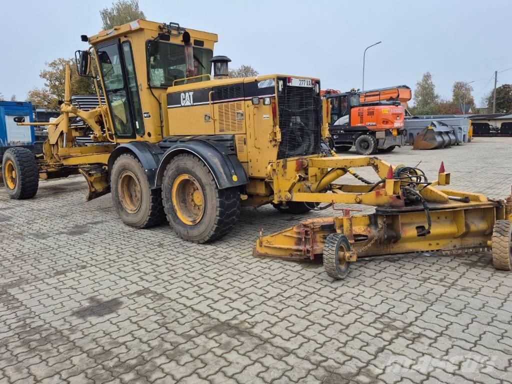 CAT 163 H Graders
