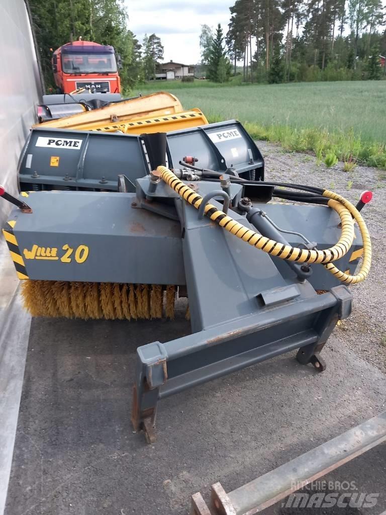 Vila Avoharja 200 Veegmachines