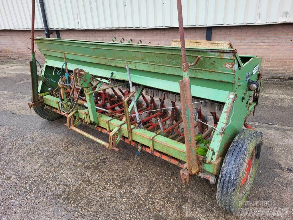 Hassia Zaaimachine Getrokken spuitmachines