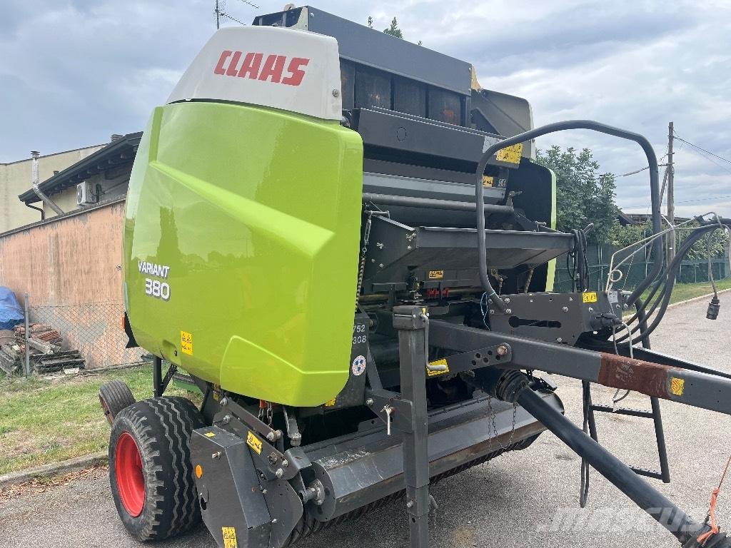 CLAAS Variant 380 Ronde-balenpersen